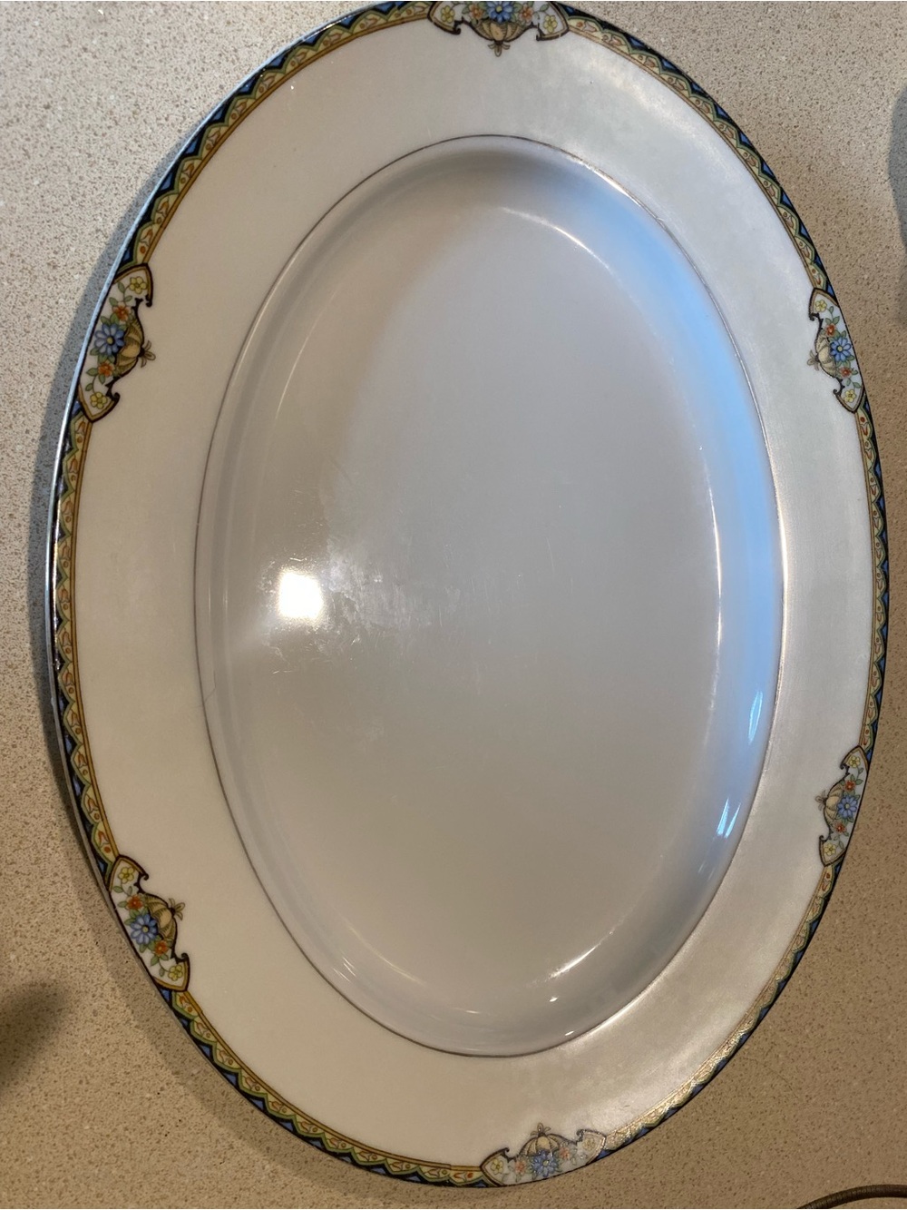 Noritake Made in Japan Elegant White and Gold Trim Oval Serving Platter